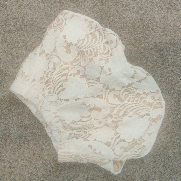 Bebe Lace Shorts, Small, White Tan - Picture 2 of 4
